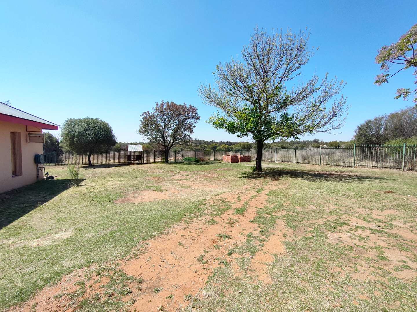 4 Bedroom Property for Sale in Langenhovenpark Free State